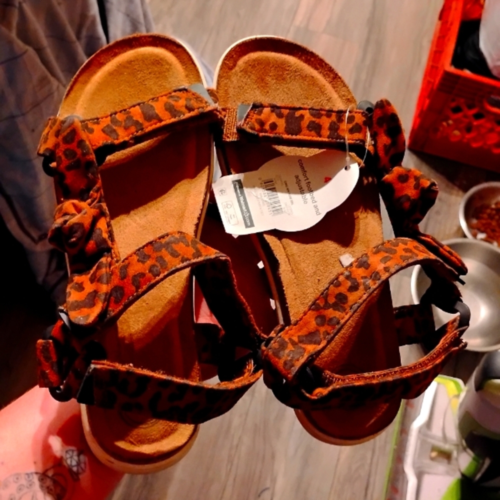 Leopard print adjustable sandles